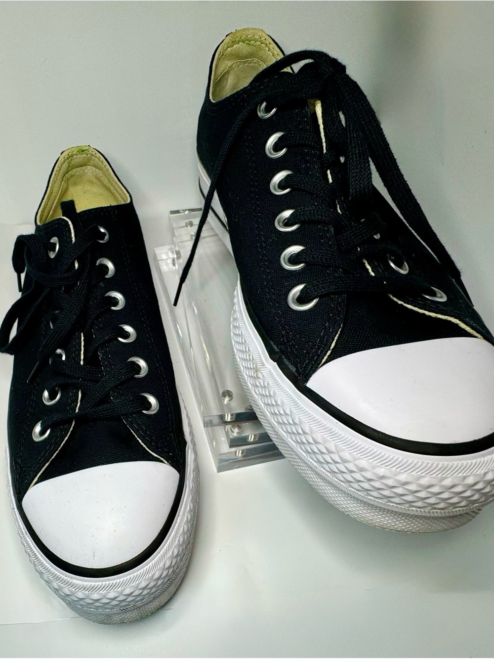Converse Chuck Taylor All Star Lift Platform Black White Sneakers W9 / M7 unisex